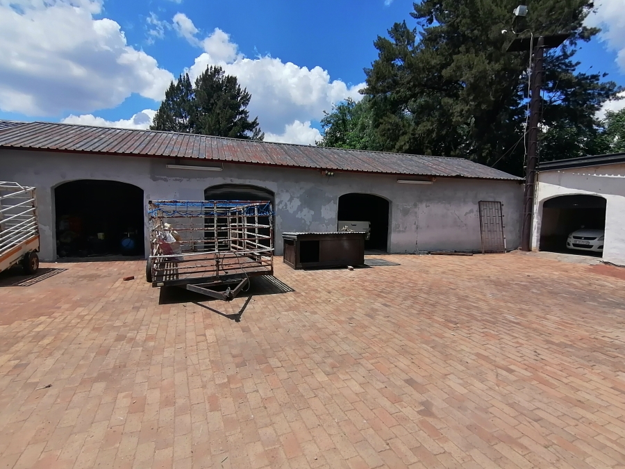 7 Bedroom Property for Sale in Stilfontein North West